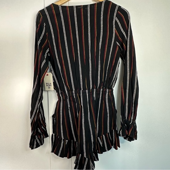 Billabong Play All Day Romper small black jumpsuit shorts long sleeve ruffle - Picture 5 of 13